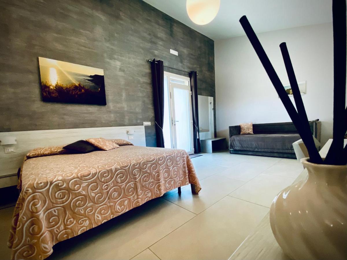 B&B L'Eden Di Capo Bianco Montallegro Zewnętrze zdjęcie